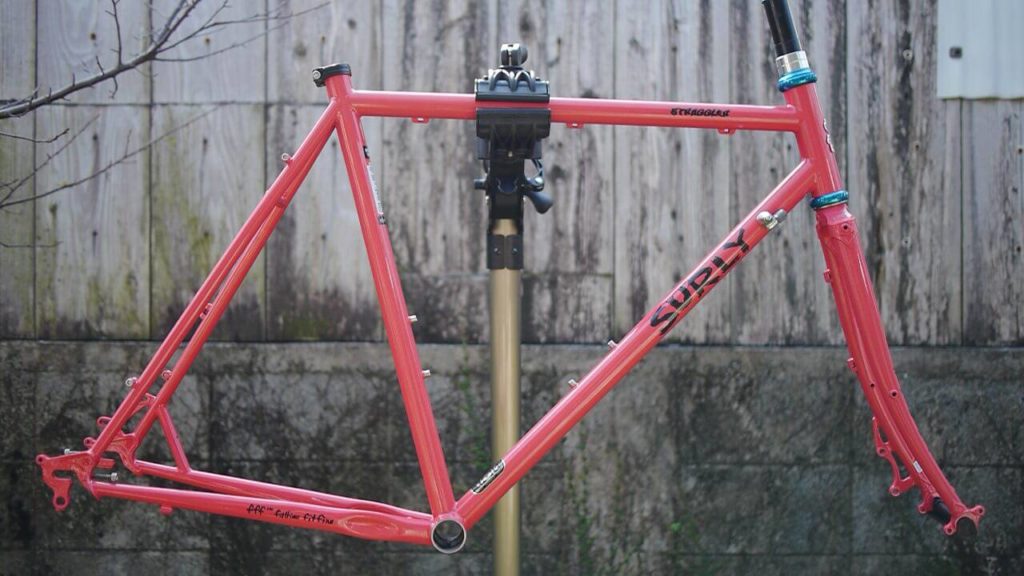 surly Straggler SALMON CANDY RED
